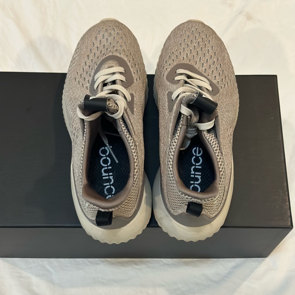 Adidas Alpha Bounce Lightweight - Picture 2 of 13